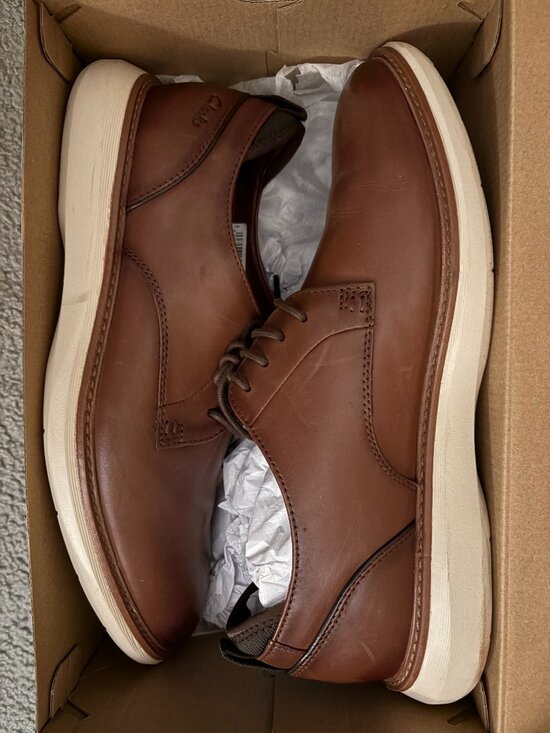 Clarks  Brantin Oxford  Leather Shoes - Wide Width | Round plain toe main image 5